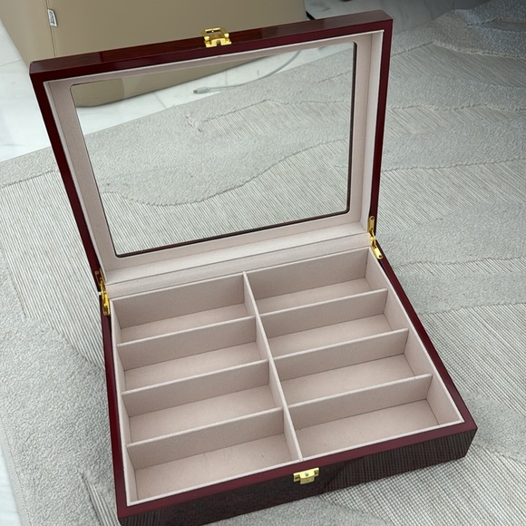 Glasses box for 8 pair ( or more if you put 2 pairs in each like I did ) - Picture 4 of 4